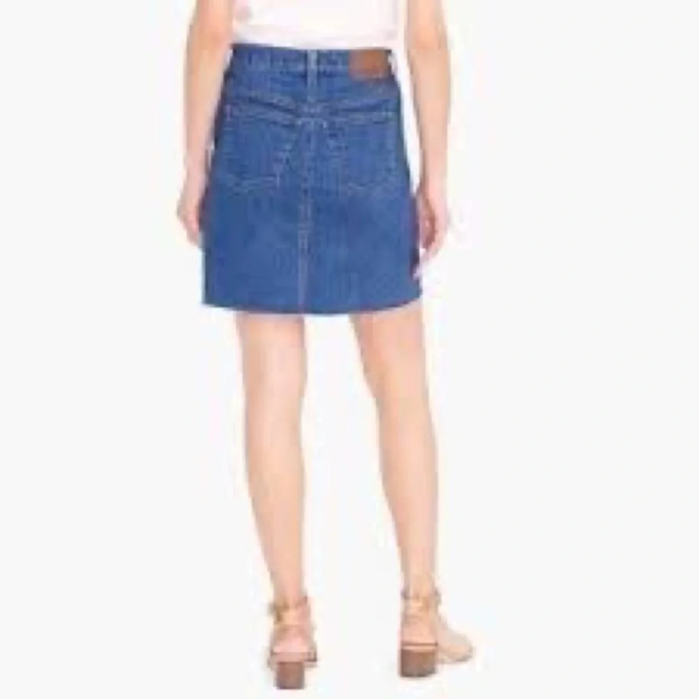 J‎ Crew Raw edge floral embroidered denim a-line mini skirt in blue